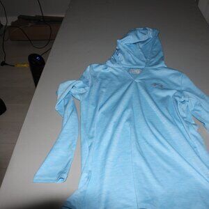 Blue Under Armour Top Size Small